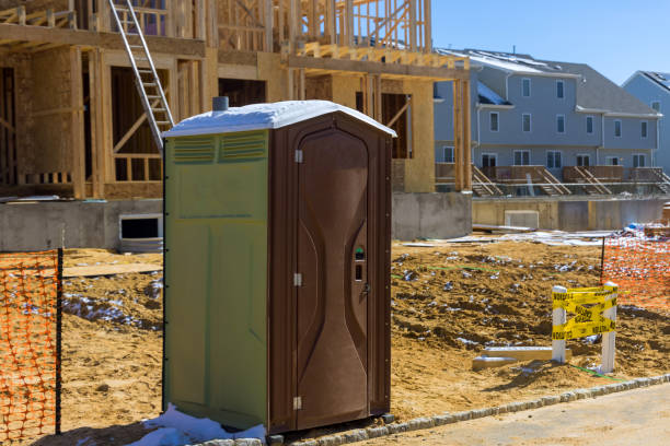 Portable Toilet Options We Offer in Bellows Falls, VT